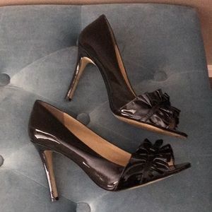 Enzo Black Pumps
